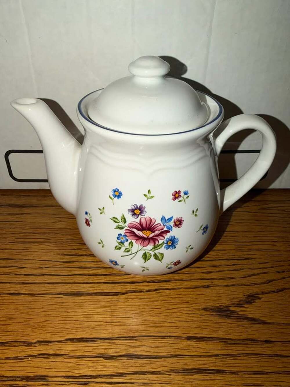 Floral Ceramic Teapot with Lid
